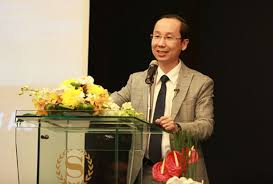 Francis Hùng trở thành nhà diễn giả tài ba